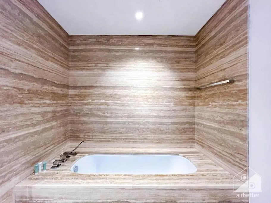 High End 1Bedroom With Balcony & View Dubai