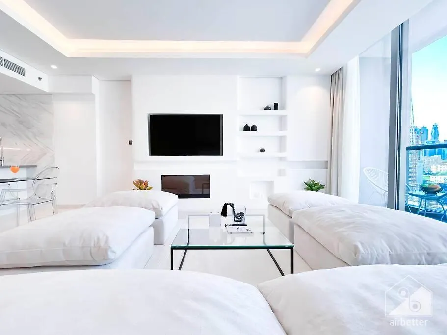 High End 1Bedroom With Balcony & View Dubaj Apartmán